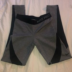 NIKE WORKOUT LEGGINGS